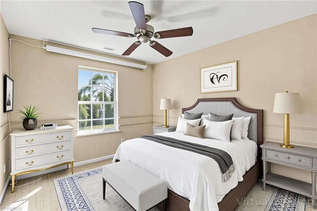 1624 Emerald Cove DR-23