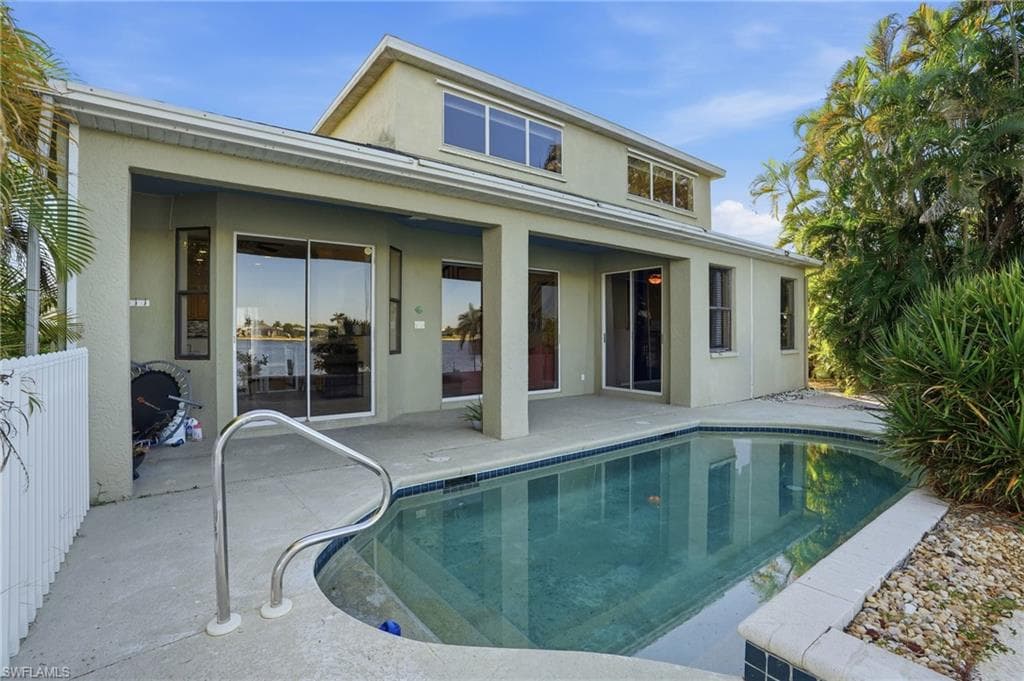 1624 Emerald Cove DR-36