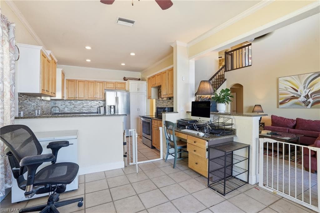1624 Emerald Cove DR-14