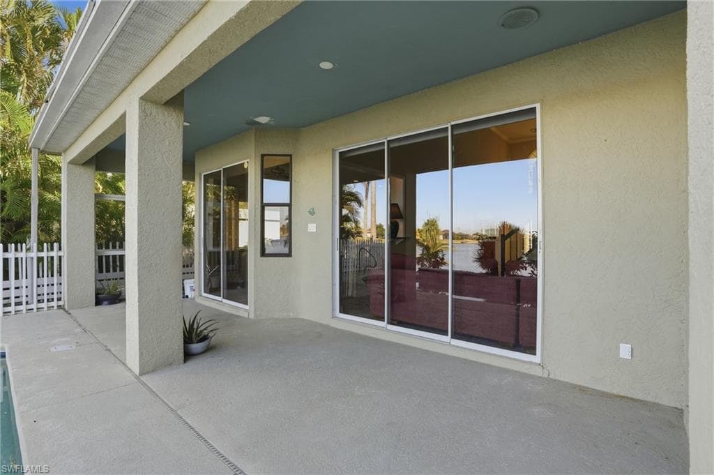 1624 Emerald Cove DR-30