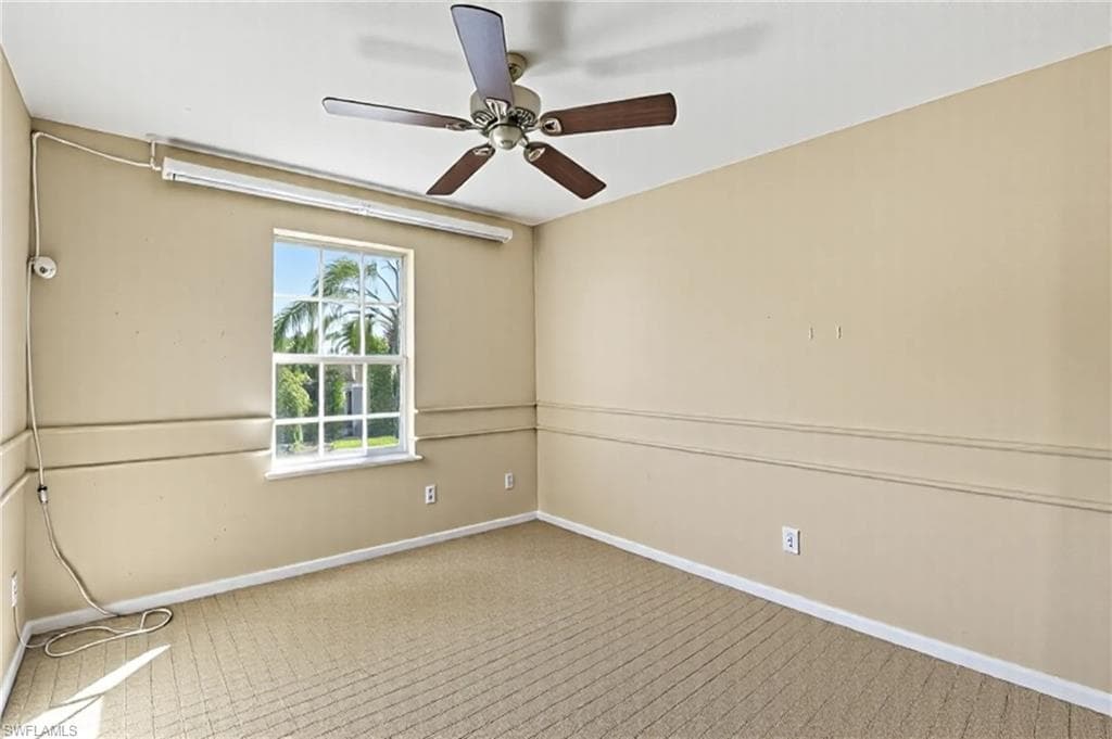 1624 Emerald Cove DR-24