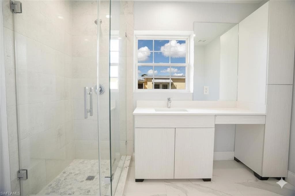4970 Riverside DR-22