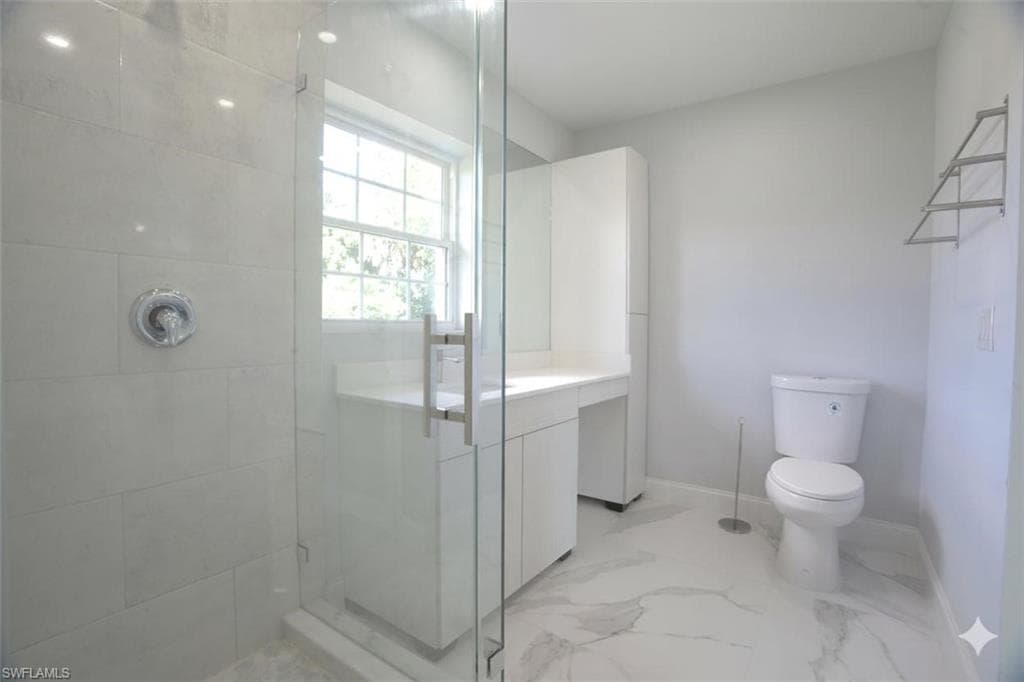 4970 Riverside DR-21