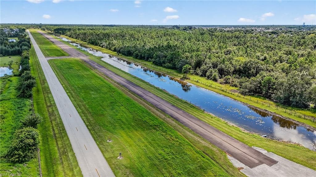 18741 CROSSWIND AVE, NORTH FORT MYERS FL 33917-46