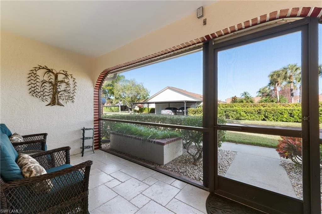 3340 Erick Lake DR # 2004, NAPLES FL 34109-1