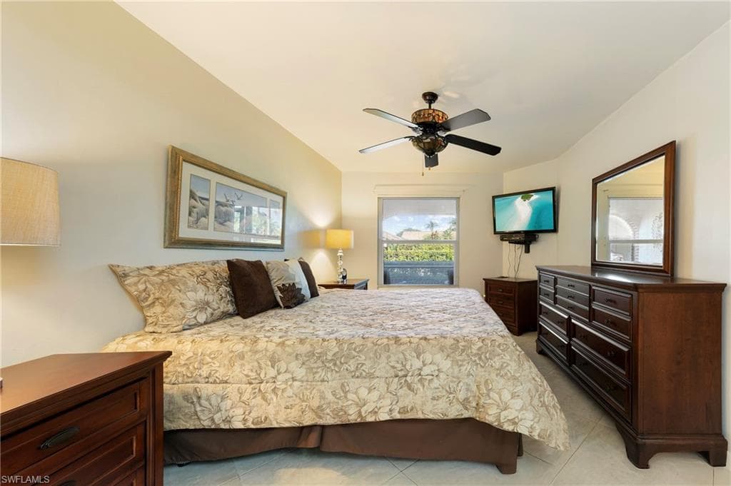 3340 Erick Lake DR # 2004, NAPLES FL 34109-11