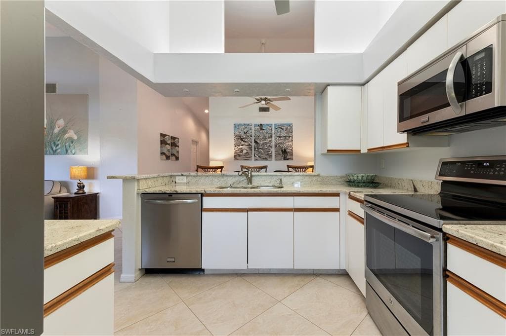 3340 Erick Lake DR # 2004, NAPLES FL 34109-8