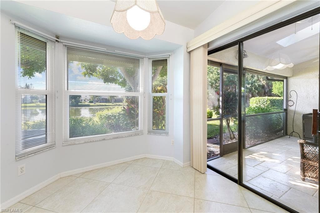 3340 Erick Lake DR # 2004, NAPLES FL 34109-9