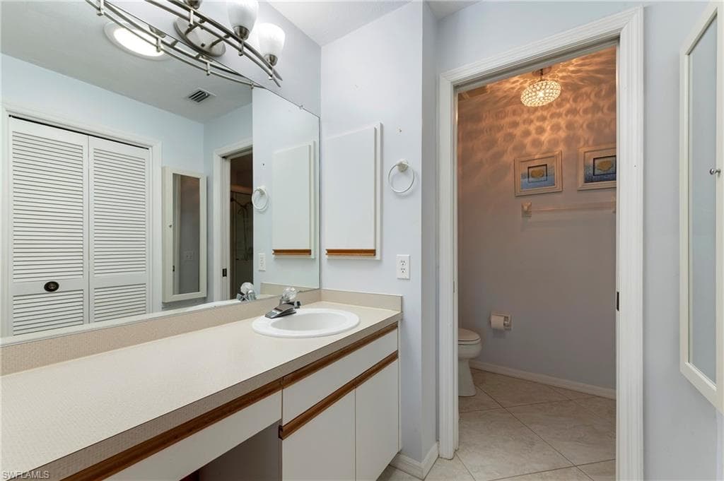 3340 Erick Lake DR # 2004, NAPLES FL 34109-13