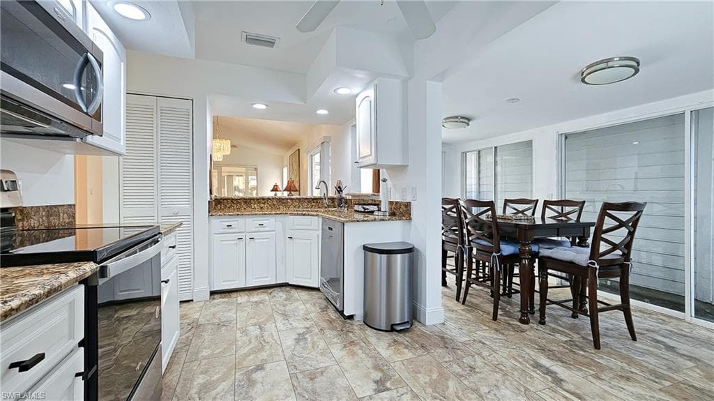 14805 Crooked Pond CT-12