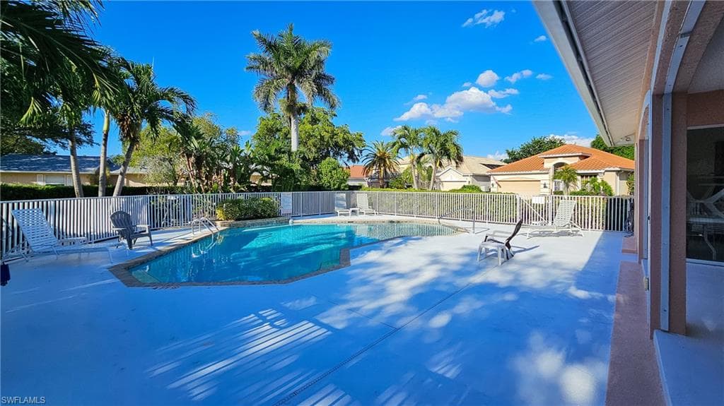 14805 Crooked Pond CT-8