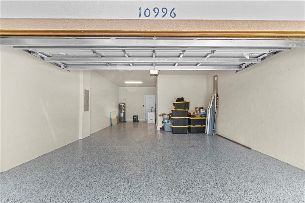 10996 Cherry Laurel DR, FORT MYERS FL 33912-28