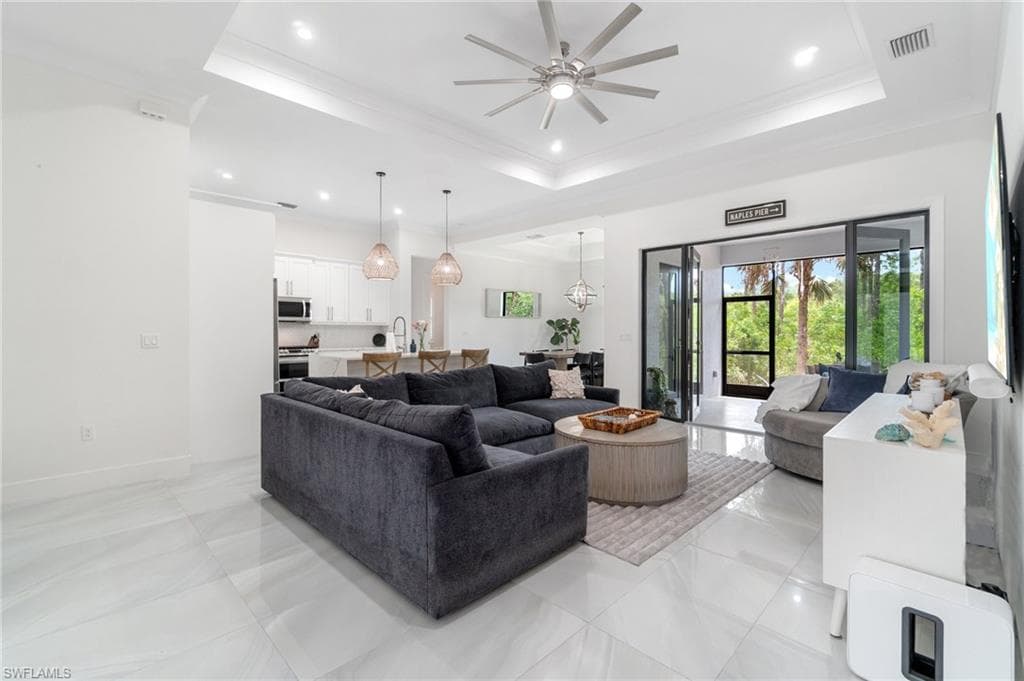 3160 Safe Harbor DR, NAPLES FL 34117-5