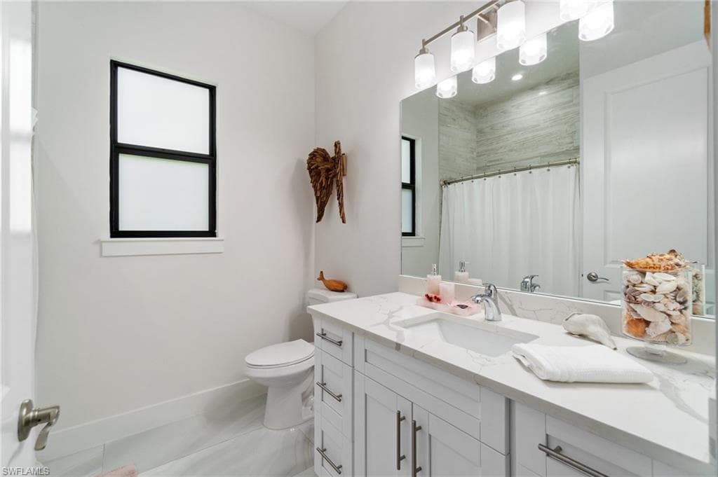 3160 Safe Harbor DR, NAPLES FL 34117-27