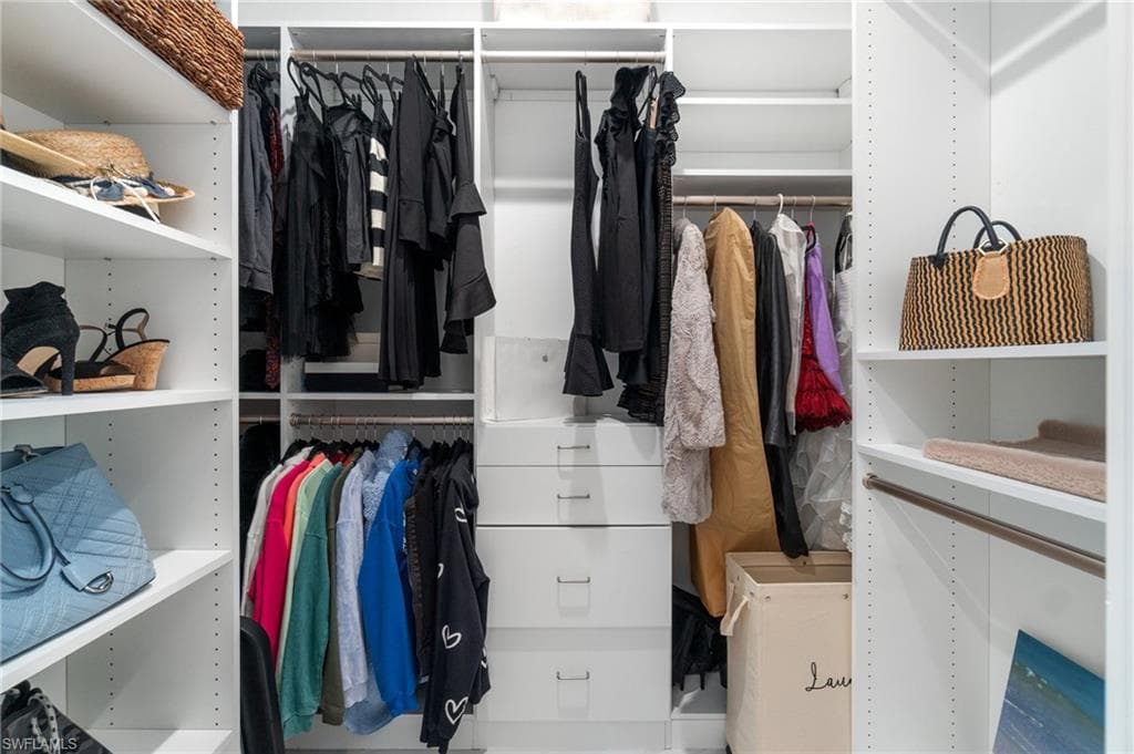 3160 Safe Harbor DR, NAPLES FL 34117-17