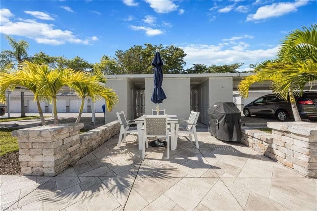 305 Goodlette-Frank RD S # C304, NAPLES FL 34102-26