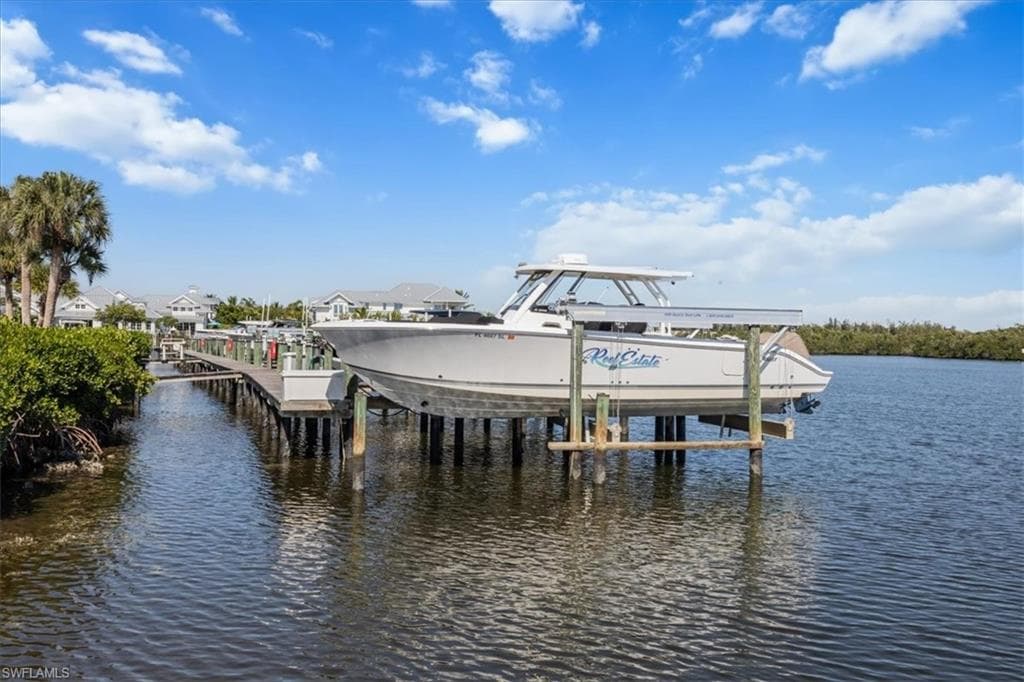 305 Goodlette-Frank RD S # C304, NAPLES FL 34102-31