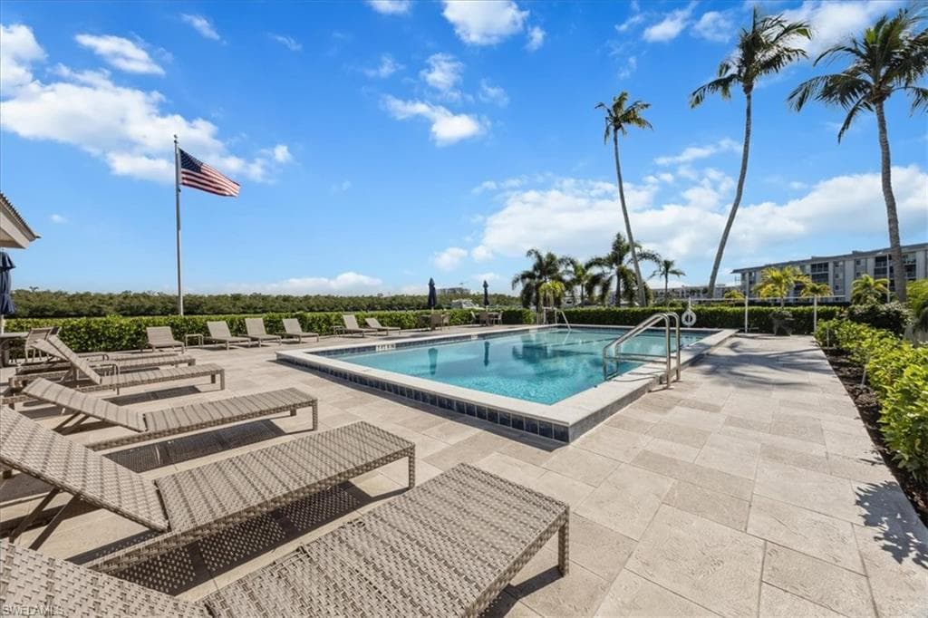 305 Goodlette-Frank RD S # C304, NAPLES FL 34102-27