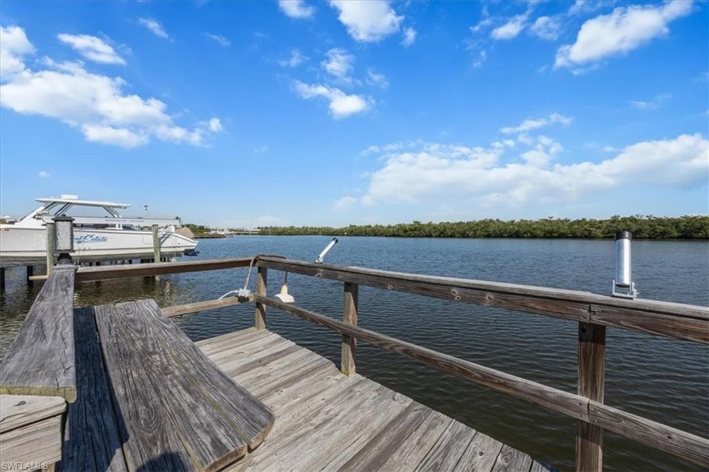 305 Goodlette-Frank RD S # C304, NAPLES FL 34102-30