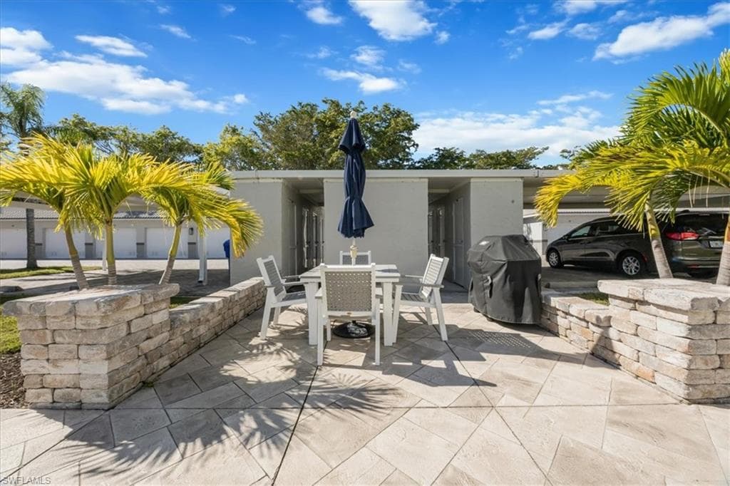 305 Goodlette-Frank RD S # C304, NAPLES FL 34102-24