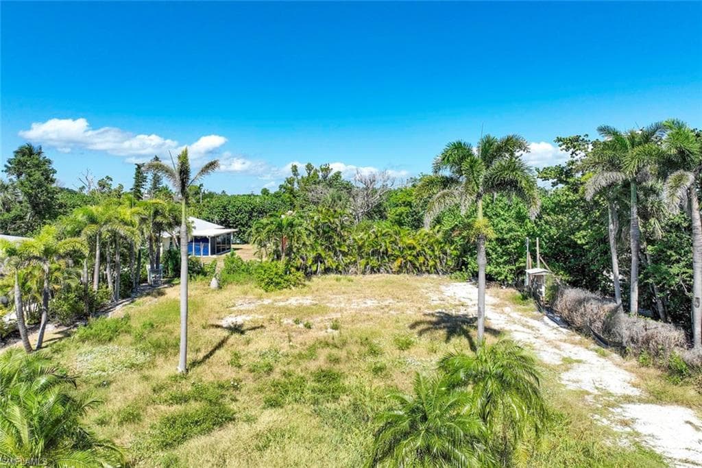 524 Lagoon DR-1