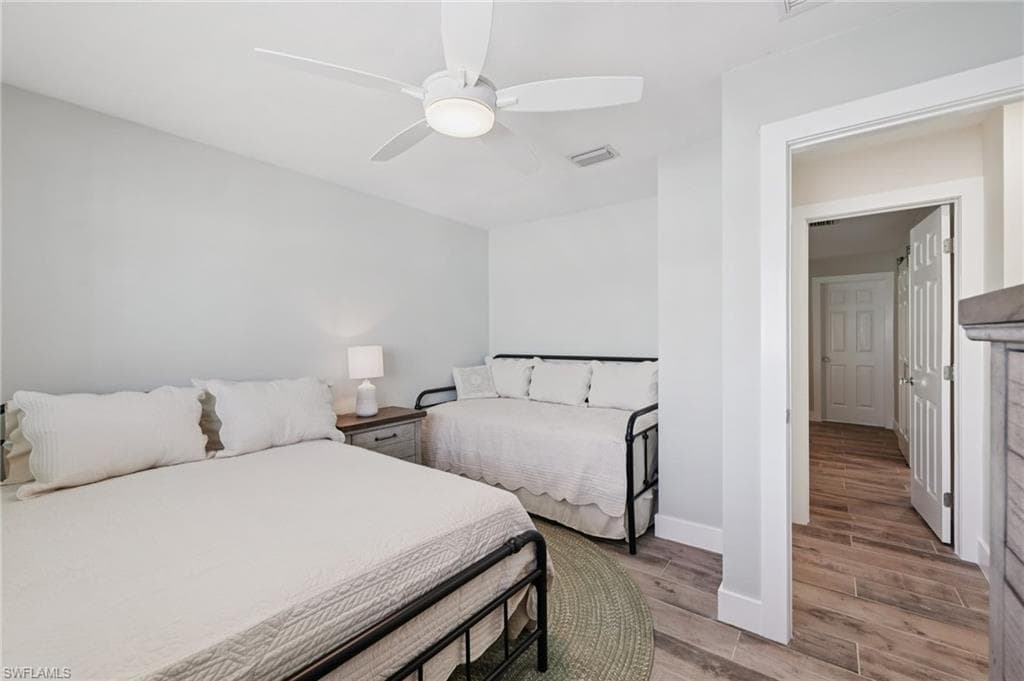 210 Hibiscus DR, FORT MYERS BEACH FL 33931-17