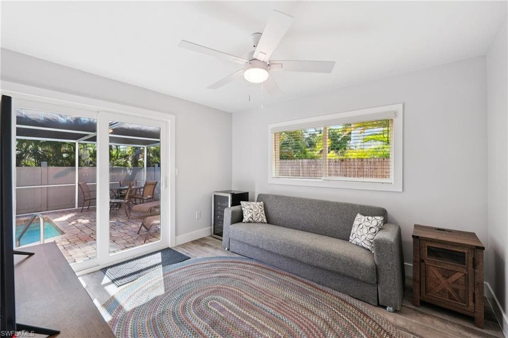 210 Hibiscus DR, FORT MYERS BEACH FL 33931-24