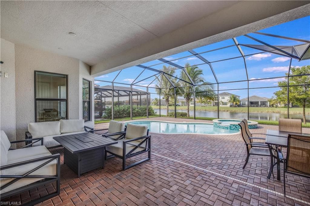 4549 Azalea DR, NAPLES FL 34119-4