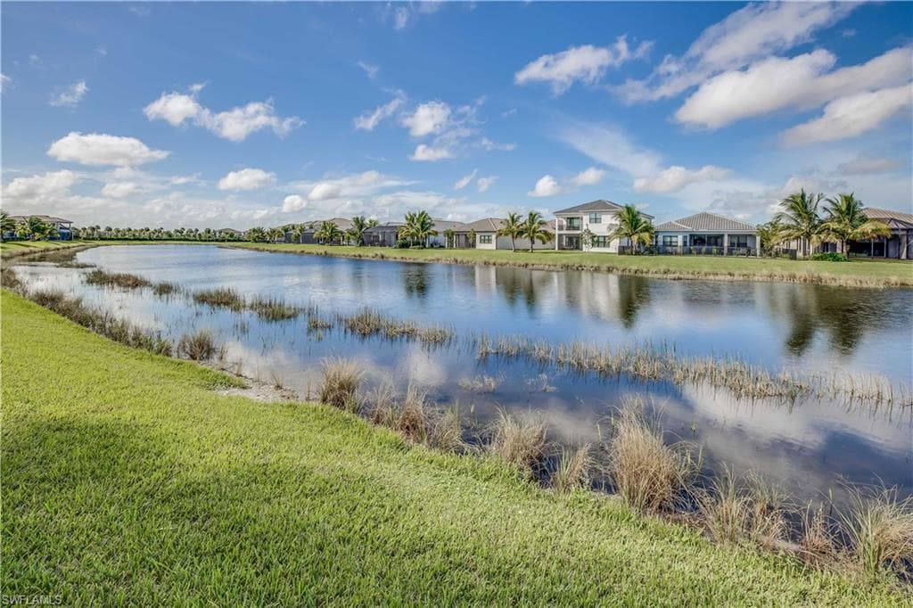 4549 Azalea DR, NAPLES FL 34119-24