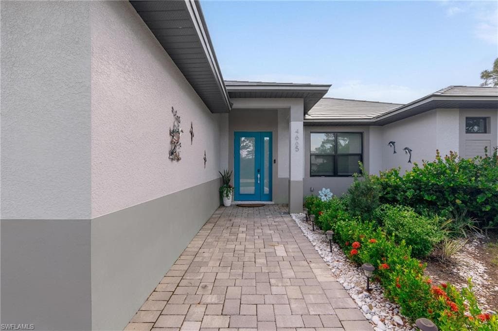 4665 Keylargo LN, BONITA SPRINGS FL 34134-2