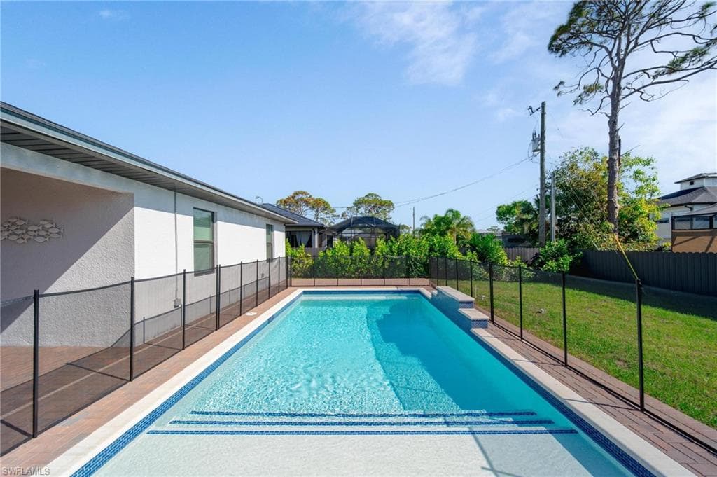 4665 Keylargo LN, BONITA SPRINGS FL 34134-29