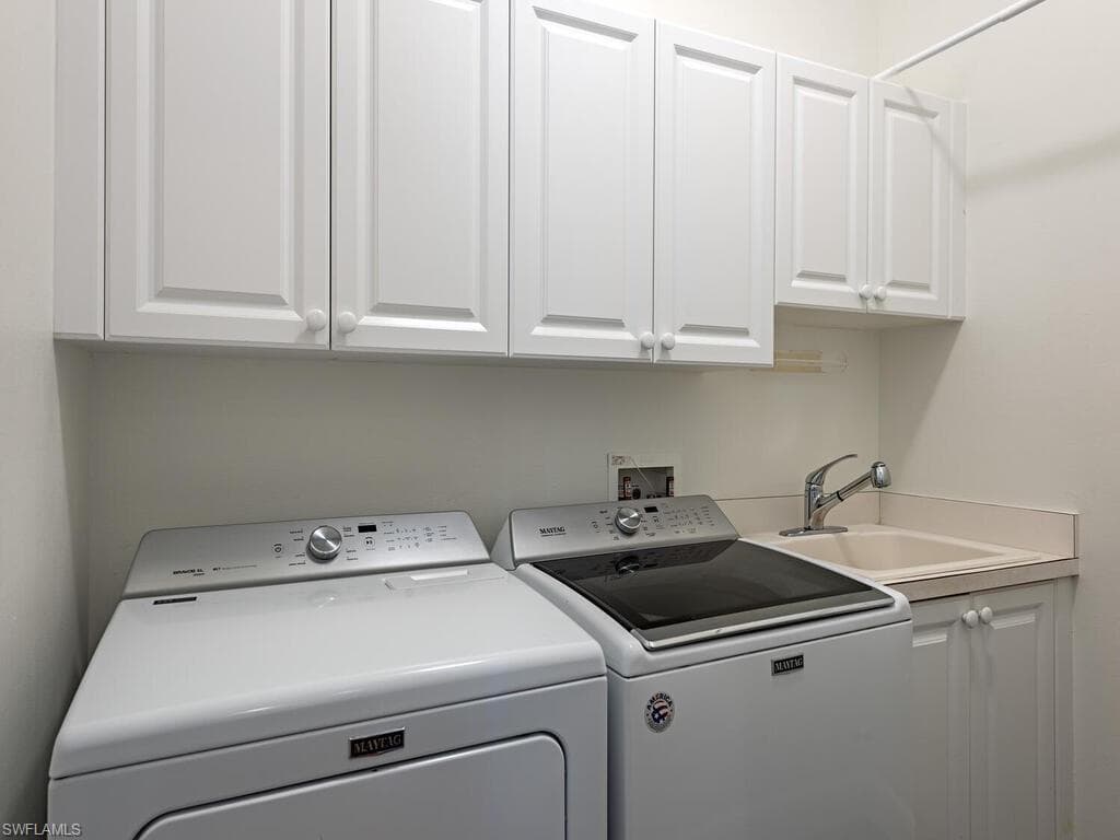 5030 BLAUVELT WAY # 202, NAPLES FL 34105-25