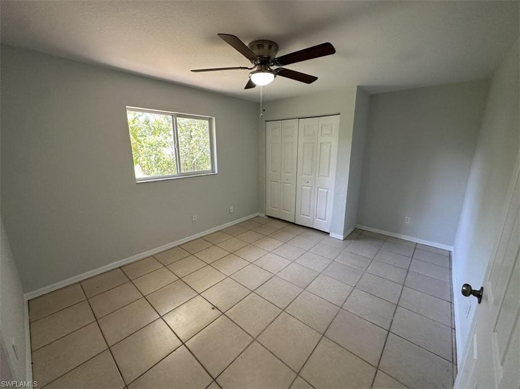 2400 Leavitt RD, ALVA FL 33920-21