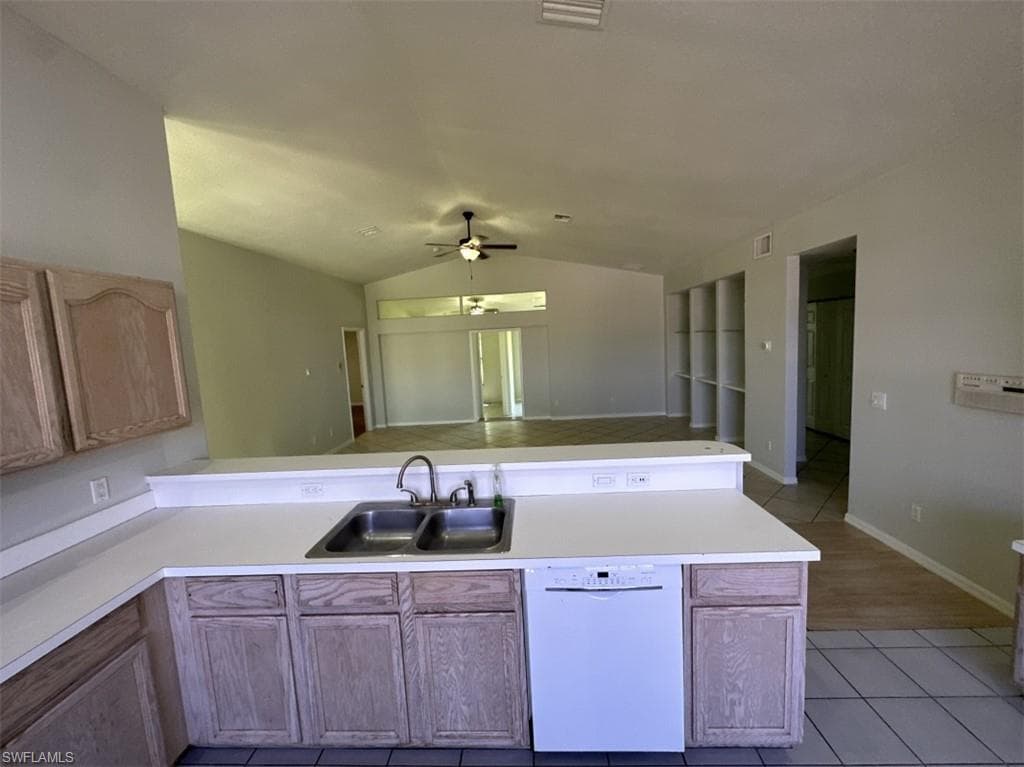 2400 Leavitt RD, ALVA FL 33920-19