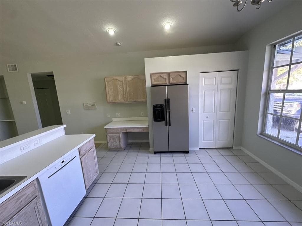 2400 Leavitt RD, ALVA FL 33920-13