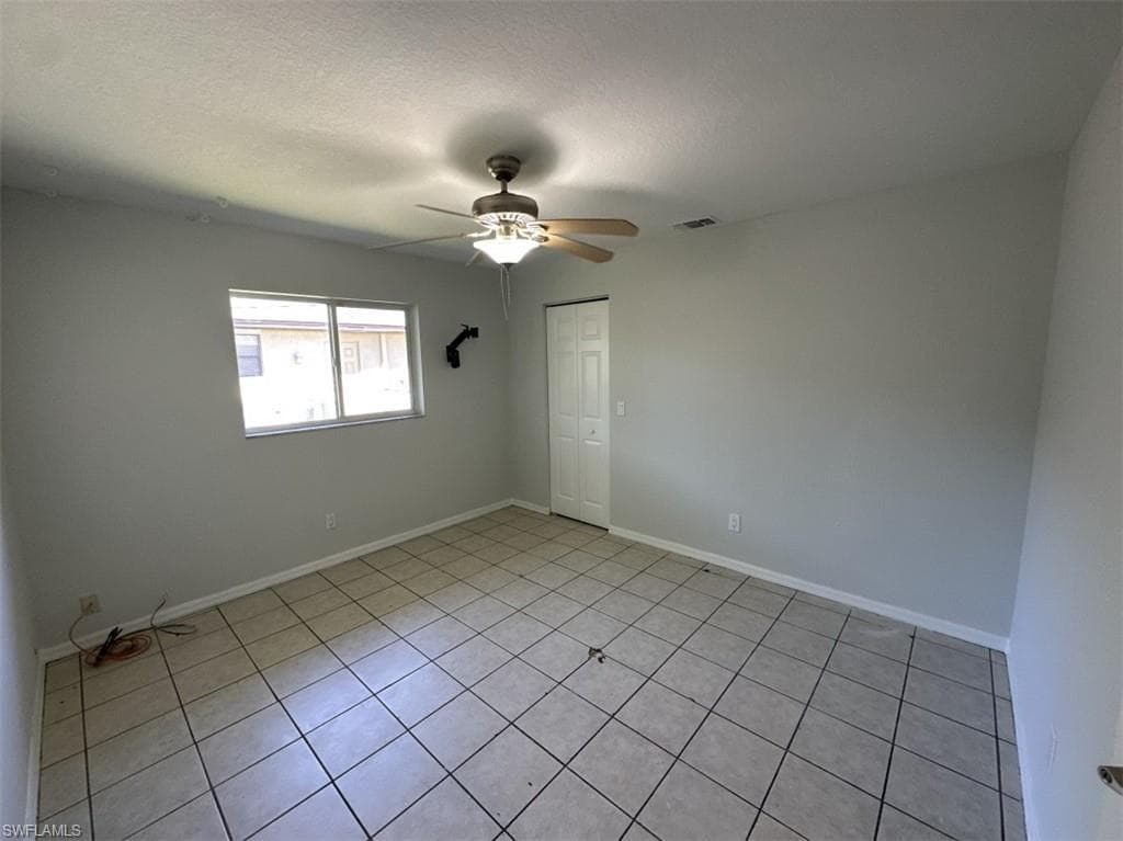 2400 Leavitt RD, ALVA FL 33920-14