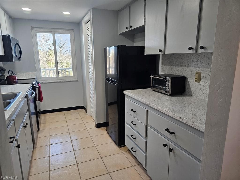 7400 Estero BLVD # 214, FORT MYERS BEACH FL 33931-25