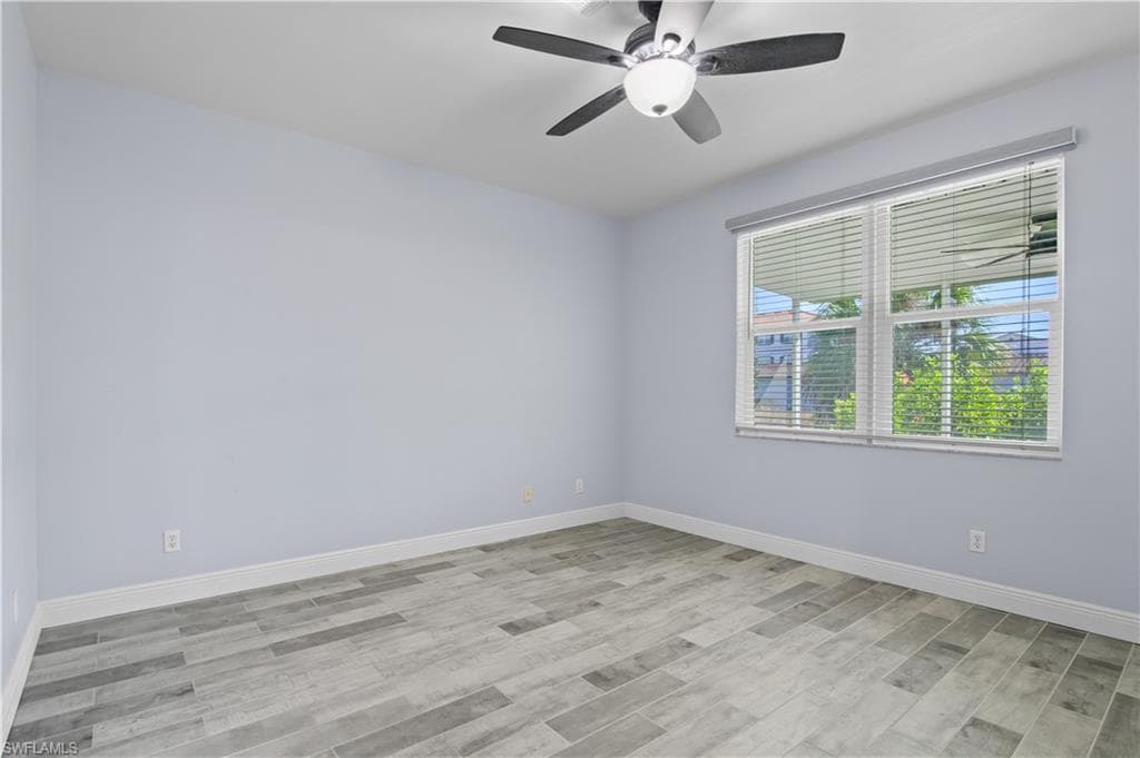 4316 Avian AVE, FORT MYERS FL 33916-8