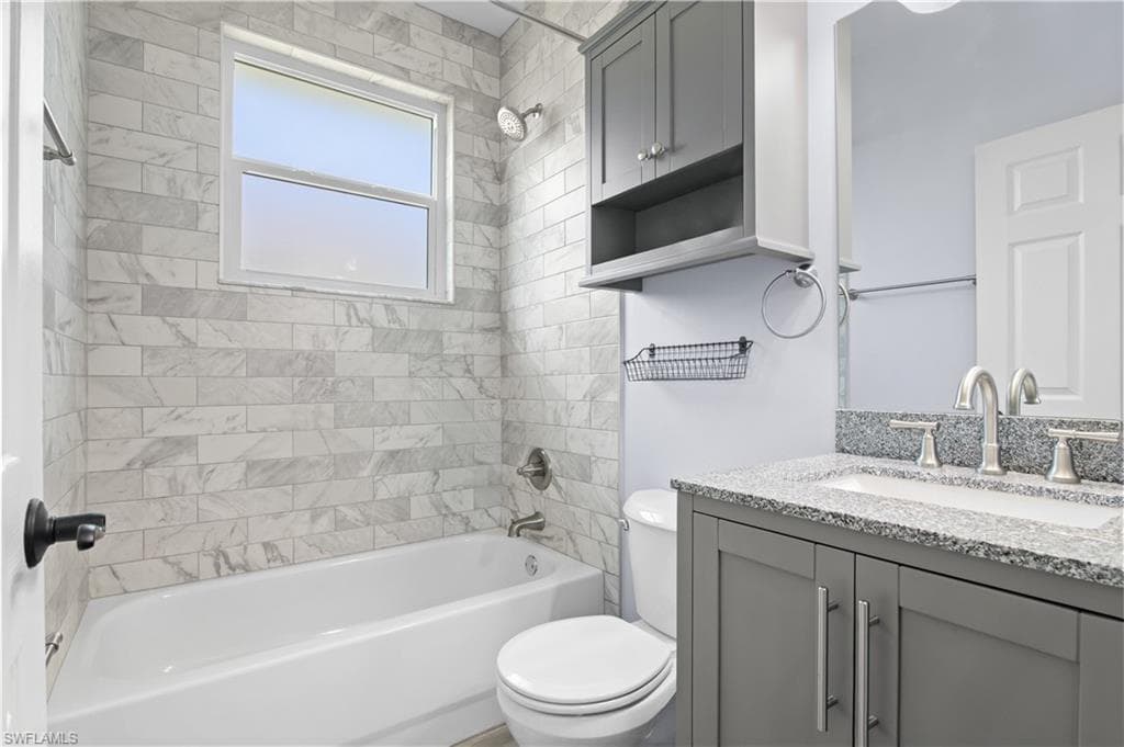 4316 Avian AVE, FORT MYERS FL 33916-13