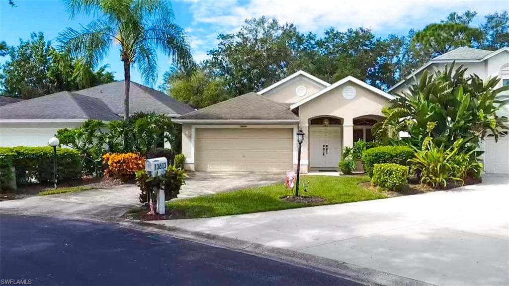 13609 Admiral CT, FORT MYERS FL 33912-1