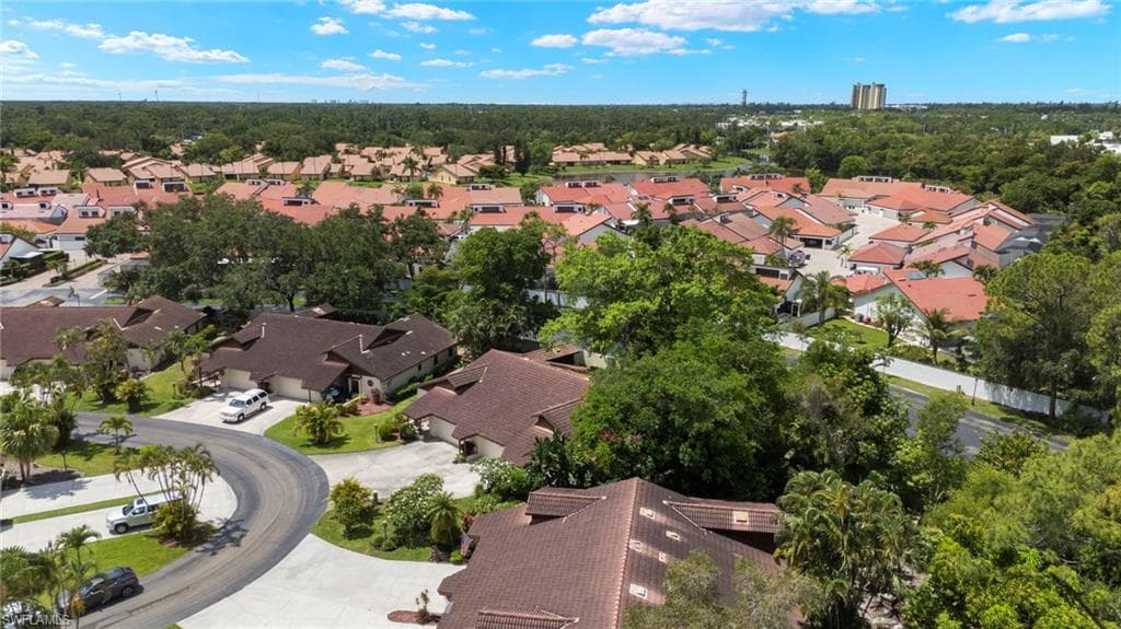 13252 Tall Pine CIR, FORT MYERS FL 33907-38