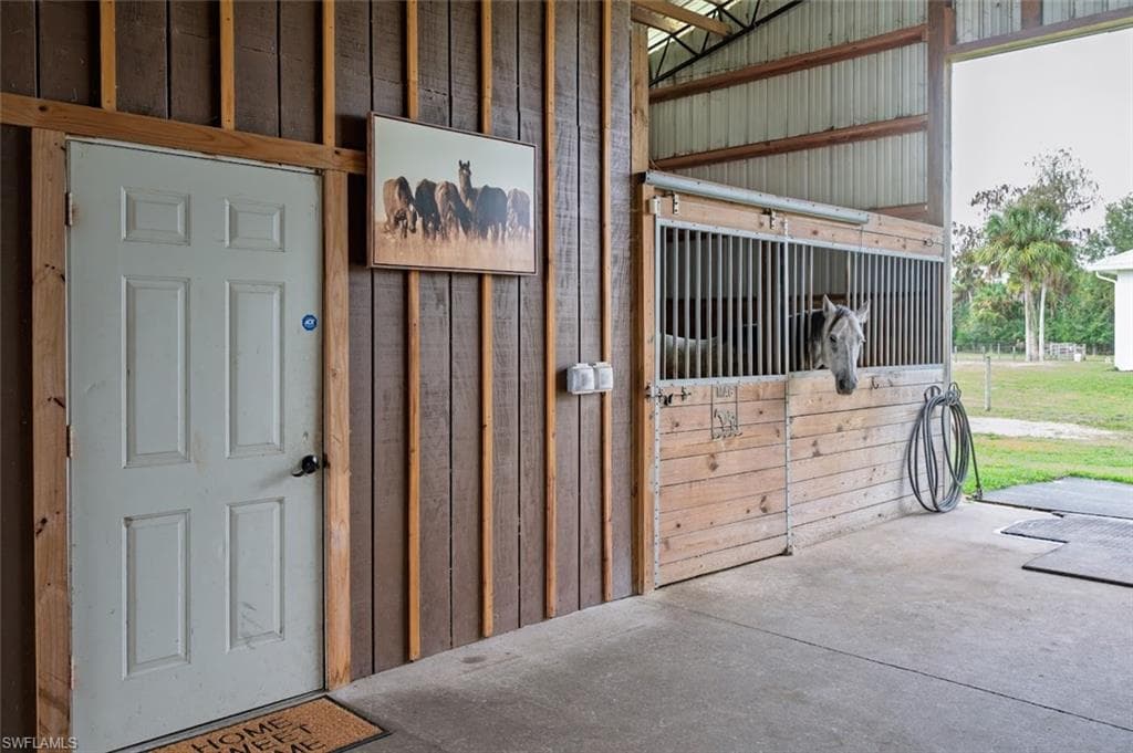 1960 Moulder DR, NAPLES FL 34120-26