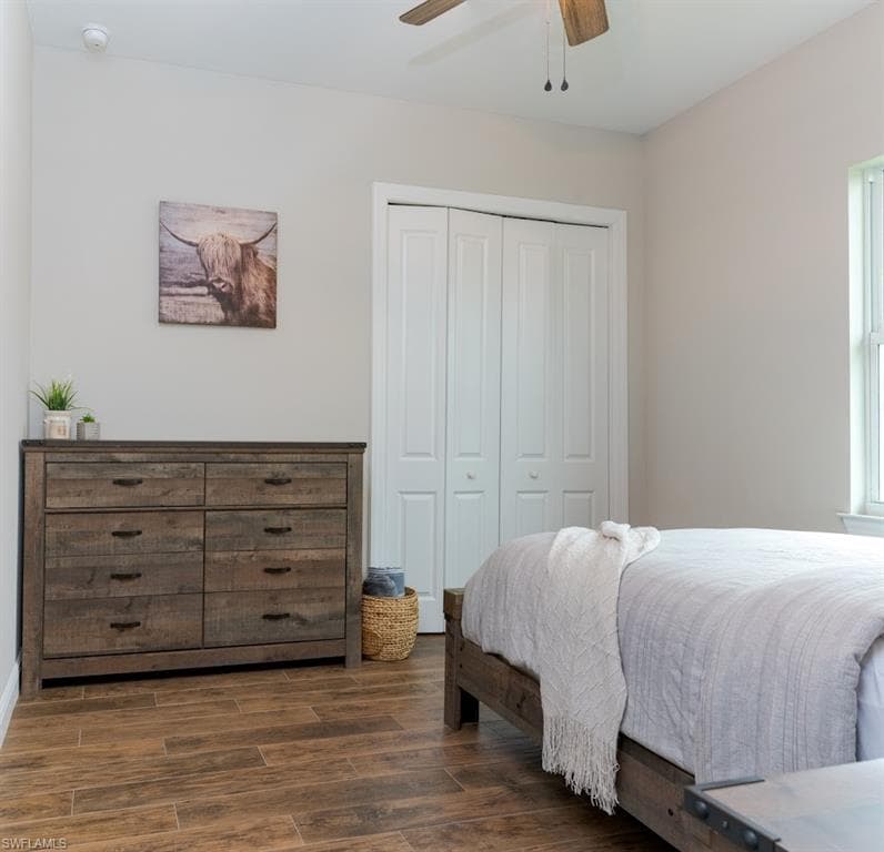 1960 Moulder DR, NAPLES FL 34120-15