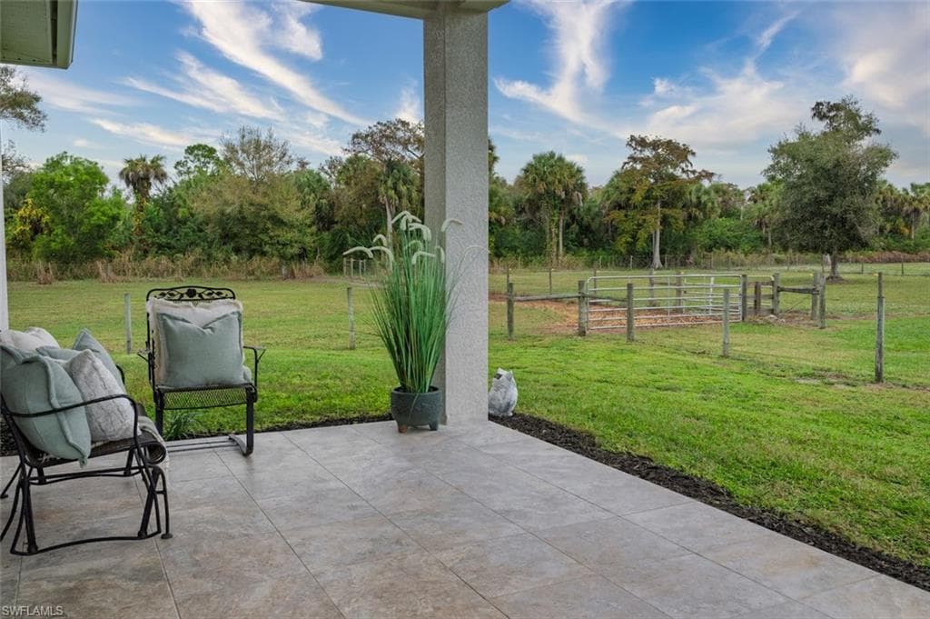 1960 Moulder DR, NAPLES FL 34120-28