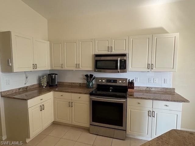 11807 Bayport LN # 204, FORT MYERS FL 33908-10
