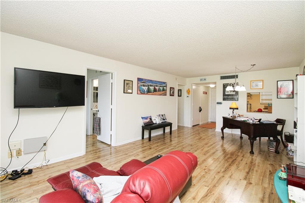 41 High Point CIR S 303-12