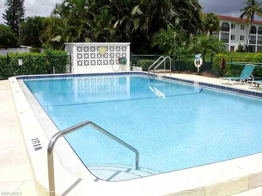 41 High Point CIR S 303-32