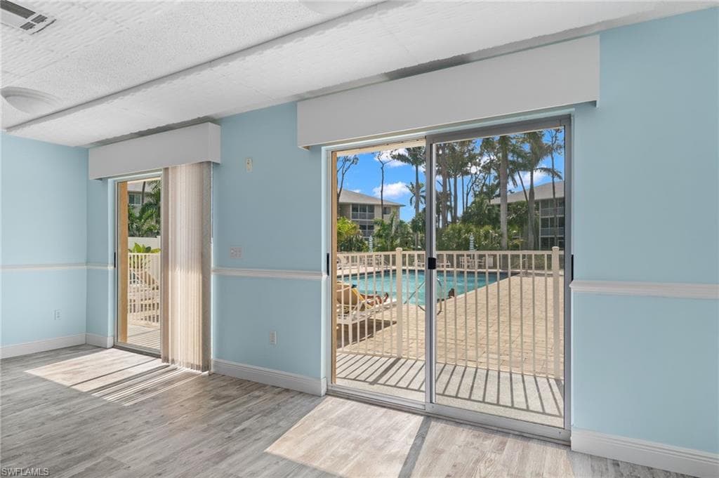 3001 Sandpiper Bay CIR # B103, NAPLES FL 34112-27