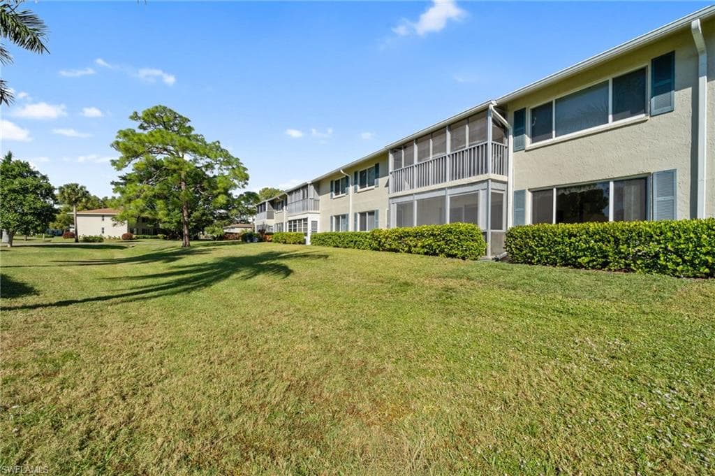 247 Winners CIR # 5, NAPLES FL 34112-30