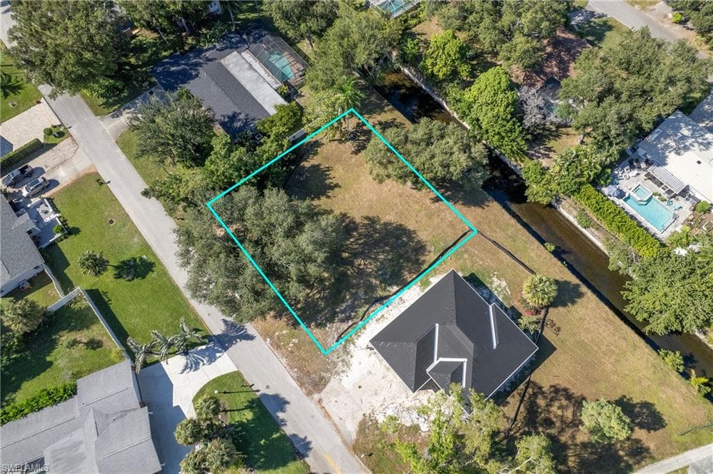 1329 Carlene AVE, FORT MYERS FL 33901-4